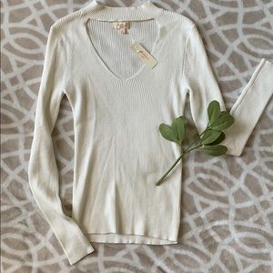 Cream long sleeve sweater